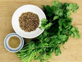 Nên hay không nên tắm hạt mùi để phòng sởi