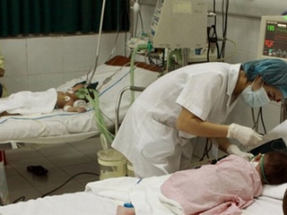 Khi nào trẻ mắc sởi nên nằm viện?