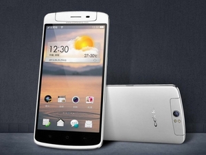 Cuộc chiến smartphone: Trung Quốc 'tung chiêu' liên tục