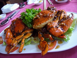 Những người “cẩn thận” khi ăn cua biển