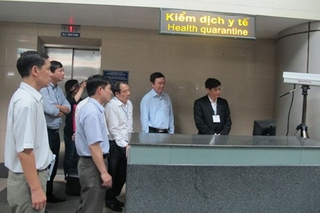 “Chặn” bệnh viêm đường hô hấp cấp tại các cửa khẩu
