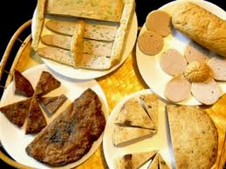 Sự thật về các công đoạn làm giò chả ở Hưng Yên