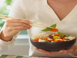 Tại sao không ăn thịt vẫn tăng cân?