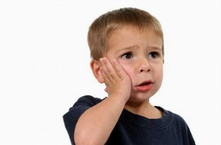 &quot;Thủ phạm&quot; khiến trẻ dễ bị sâu răng?