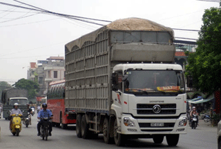 Bộ Giao thông yêu cầu 4 tỉnh xử lý xe chở quá tải