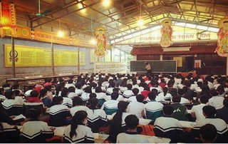 Thầy giáo trẻ và quyết tâm nâng tầm giáo dục trực tuyến