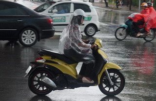 Bắc Bộ nắng nóng trước khi mưa lớn