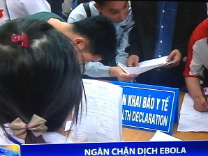 Cách ly 2 khách Nigeria bị sốt nhập cảnh Việt Nam