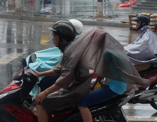 Thời tiết 27/8: Cảnh báo mưa to ở nhiều nơi