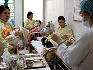 Khẩn trương khống chế các ổ dịch sởi