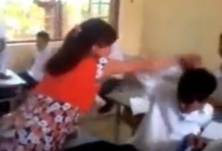 Đình chỉ cô giáo tạt tai học sinh &quot;gọi không lên ngay&quot;