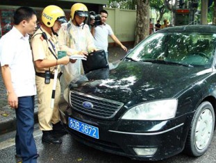 Công an sẽ xử nghiêm xe dùng còi hụ &quot;rởm&quot;