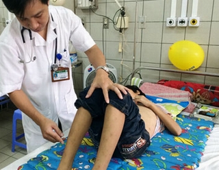 Suýt chết vì nhiễm trùng từ một vết xước nhỏ