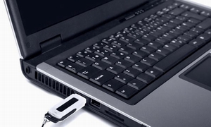 Giúp bạn biến laptop cũ hoạt động như mới