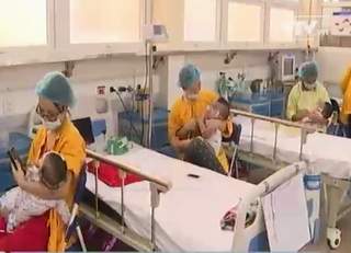 Hà Nội: Sốt phát ban dạng sởi đang &quot;tấn công&quot; trẻ em
