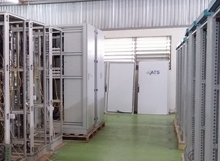 Hệ thống điều khiển bảo vệ tích hợp trạm biến áp của người Việt