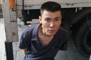 Giấu ma tuý trong băng vệ sinh vẫn không thoát