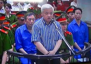 Hôm nay, &quot;bầu&quot; Kiên và đồng phạm lại hầu tòa