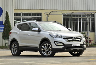 Santa Fe 2015 giá ‘mềm’ ra mắt tại Việt Nam