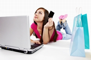 Đổ xô mua hàng trong “Ngày mua sắm trực tuyến”