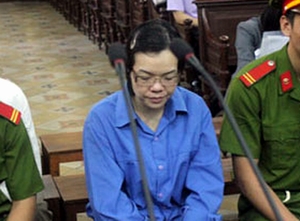 &quot;Siêu lừa&quot; thừa nhận &quot;đưa&quot; đồng nghiệp... vào tù