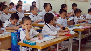Không dùng điểm kiểm tra định kì để xếp loại học sinh