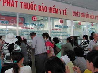 Bảo hiểm y tế: Có lợi cho người bệnh?