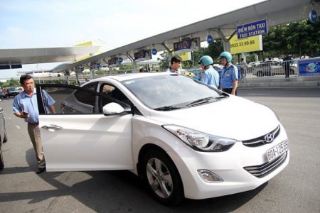 ​Đưa xe Uber vào quản lý hợp pháp