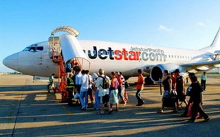 Máy bay Việt Nam liên tục bị dọa có bom, mìn