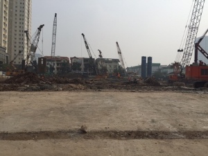 Chung cư Vimeco: Chưa xây xong móng, thị trường loạn giá