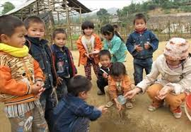 Nhiều trẻ em vẫn thiệt thòi vì hoàn cảnh khó khăn