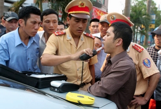 Tịch thu xe vi phạm: Quyết định ngay trong tháng 3
