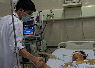 Đã kiểm soát được sức khỏe nạn nhân trong vụ sập giàn giáo