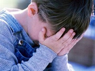 Những lưu ý khi dạy con tự kỷ tại nhà