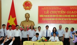Nửa thế kỷ thu hẹp khoảng cách số của một mái trường vùng cao