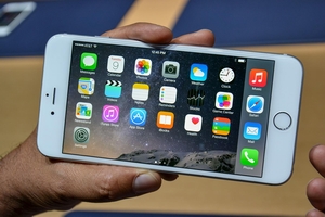 Smartphone 'khủng' dẫn đầu của tháng 4
