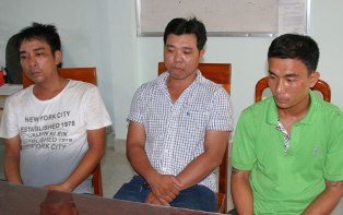 Nhân viên vụ quán nhậu bị côn đồ &quot;tra tấn&quot; dã man