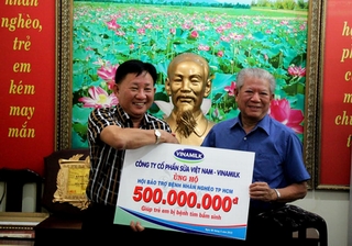 Vinamilk hỗ trợ 500 triệu đồng cho trẻ em mổ tim