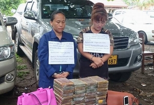 Bắt 2 &quot;nữ quái&quot; người nước ngoài vận chuyển heroin