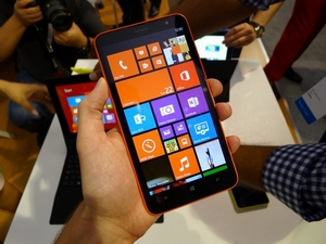 Những smartphone cỡ bự giá “mềm” nên mua