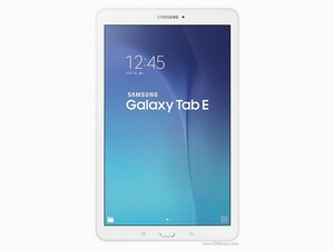 Samsung ra máy tính bảng cỡ lớn, giá rẻ