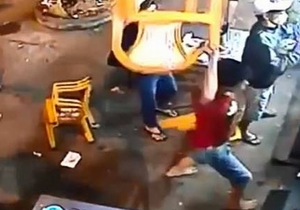 Từ chối nhậu, khách bị nhân viên quán vịt đâm chết