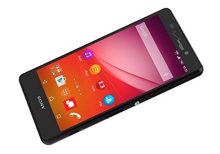 Tha hồ chơi game với Xperia Z4v