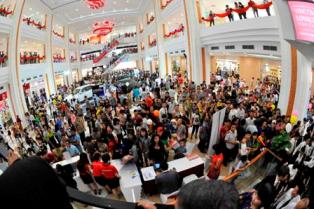 Warburg Pincus đầu tư thêm 100 triệu USD vào Vincom Retail