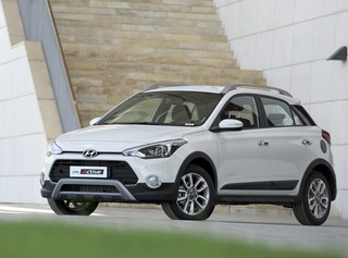 Lộ ảnh Hyundai i20 Active tại Hà Nội