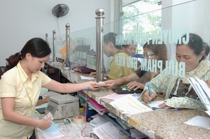 Chuyển phát hồ sơ và lệ phí xét tuyển Đại học, Cao đẳng qua Bưu điện
