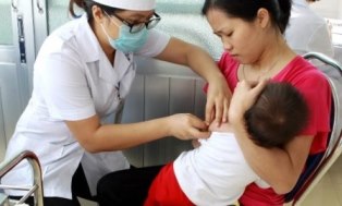 8 trường hợp bị co giật, sốc phản vệ sau khi tiêm Sởi - Rubella