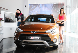 Hyundai i20 Active giá 619 triệu đồng