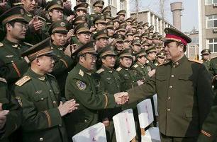 Quân đội Trung Quốc lộ điểm yếu chết người