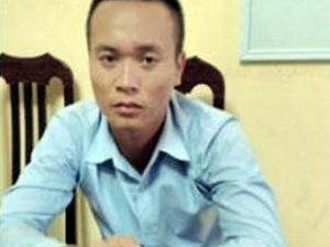 Hàng loạt thiếu nữ &quot;sập bẫy&quot; gã trai săn tình qua radio